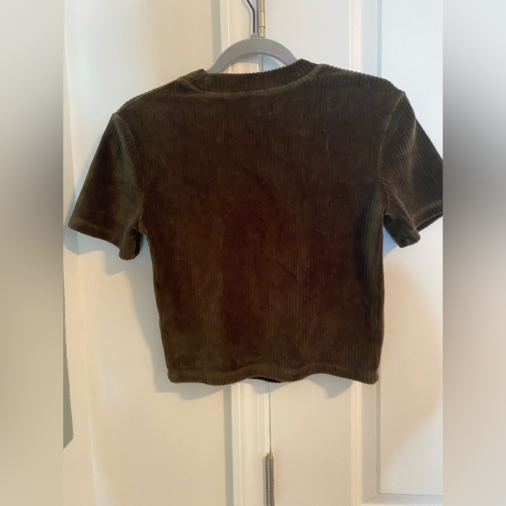 Unionbay Velvet Cropped Top - Picture 3 of 3
